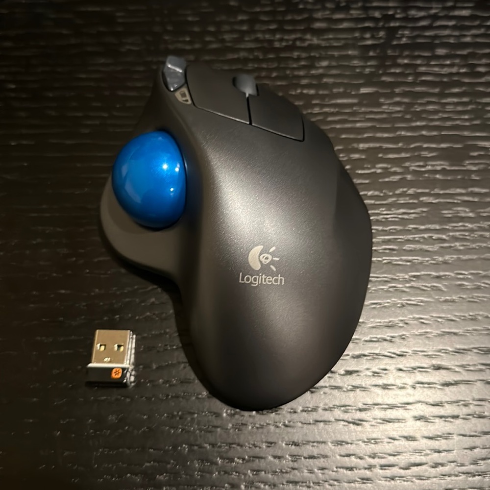 Logitech m570 Wireless Trackball Mouse